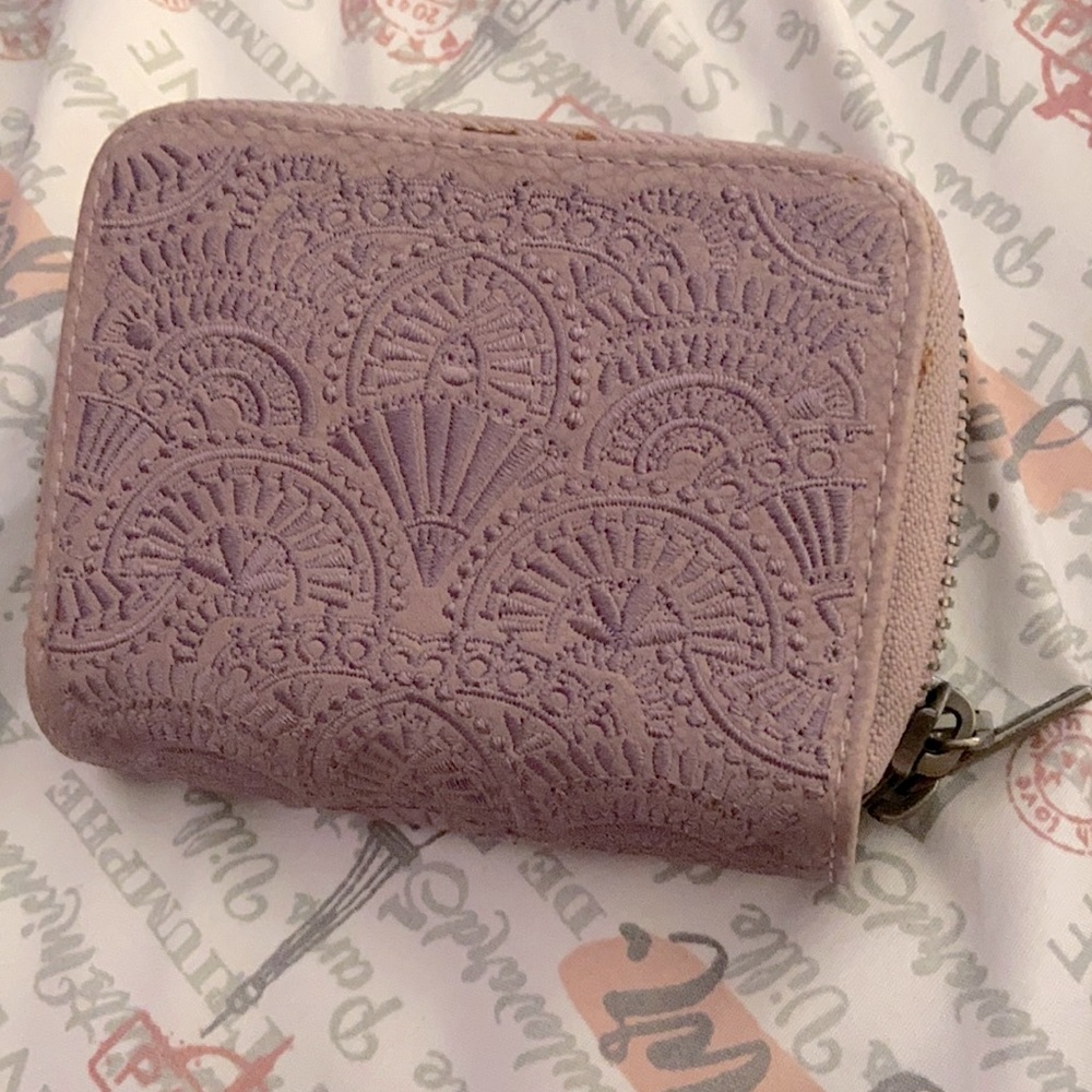 Lavender wallet